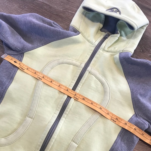 💙50% Off Sale💙 Lululemon Scuba Hoodie - Picture 6 of 6